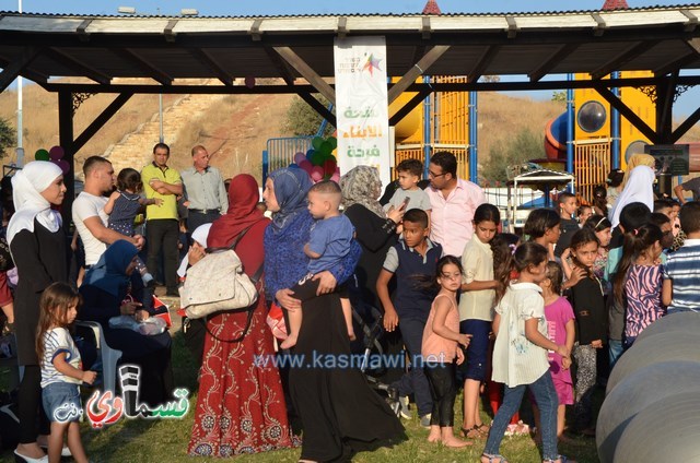   فيديو : اطفال كفرقاسم  احلى عمو عادل في الدنيا  والرئيس  بسمة على وجه طفل ترضيني ودعاء ام يكفيني وسنبقى نعمل من اجل اطفالنا 